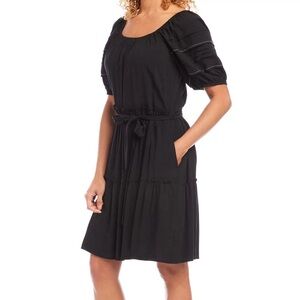 NWT KAREN KANE Short Sleeve Elastic Tie Waist Flowy Tier Ruffle Detail Dress